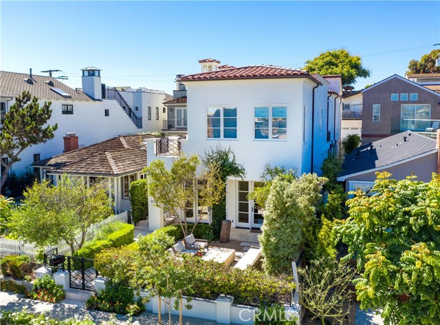 Photo of 305 Poppy Avenue, Corona del Mar, CA 92625
