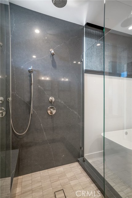 221 1st Street, Manhattan Beach, California 90266, 3 Bedrooms Bedrooms, ,3 BathroomsBathrooms,Residential,Sold,1st,SB19034815