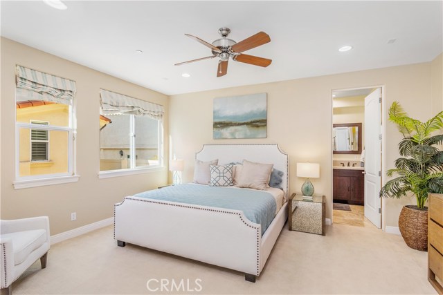 708 Lucia Avenue, Redondo Beach, California 90277, 4 Bedrooms Bedrooms, ,2 BathroomsBathrooms,Residential,Sold,Lucia,SB20227014