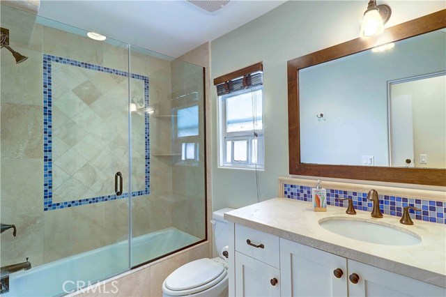 121 Guadalupe Avenue, Redondo Beach, California 90277, 4 Bedrooms Bedrooms, ,3 BathroomsBathrooms,Residential,Sold,Guadalupe,PV19189525