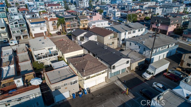 825 Manhattan Avenue, Hermosa Beach, California 90254, ,Residential Income,Sold,Manhattan,SB20180519