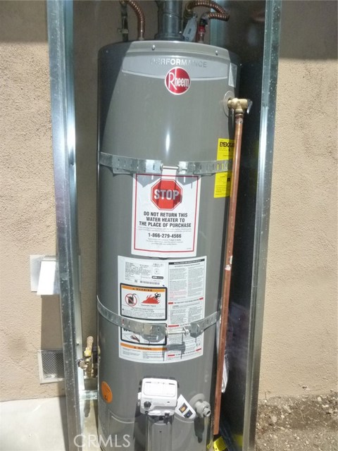 New 40 gallon hot water heater.