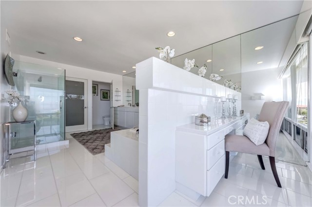 937 Via Del Monte, Palos Verdes Estates, California 90274, 3 Bedrooms Bedrooms, ,1 BathroomBathrooms,Residential,Sold,Via Del Monte,SB20074372