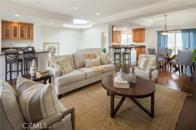 1461 12th Street, Manhattan Beach, California 90266, 3 Bedrooms Bedrooms, ,2 BathroomsBathrooms,Residential,Sold,12th,SB17108365