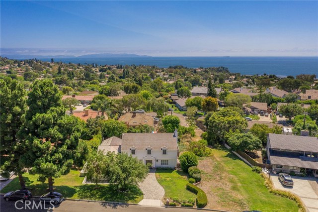 2401 Via Carrillo, Palos Verdes Estates, California 90274, 5 Bedrooms Bedrooms, ,2 BathroomsBathrooms,Residential,Sold,Via Carrillo,SB20147646