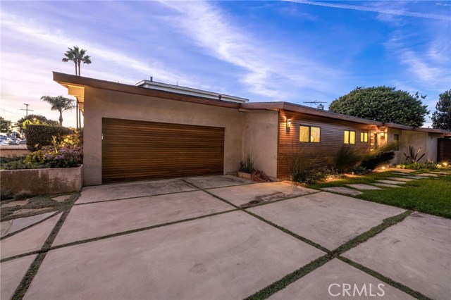 1421 17th Street, Manhattan Beach, California 90266, 3 Bedrooms Bedrooms, ,1 BathroomBathrooms,Residential,Sold,17th,SB20170029