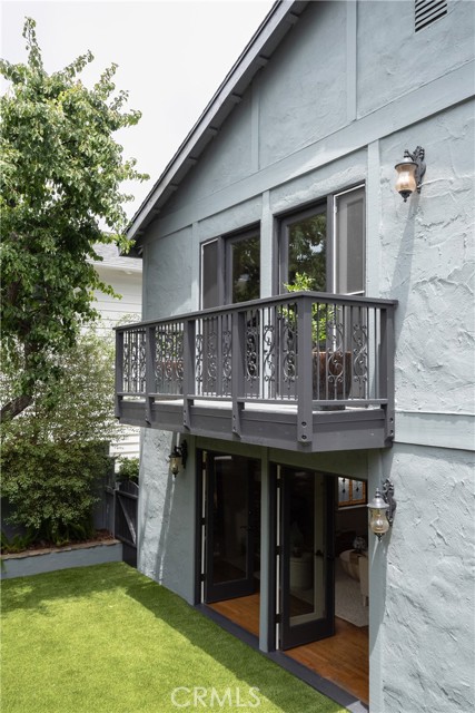 754 35th Street, Manhattan Beach, California 90266, 5 Bedrooms Bedrooms, ,3 BathroomsBathrooms,Residential,Sold,35th,SB21137408