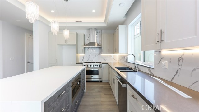 1917 Farrell Avenue, Redondo Beach, California 90278, 4 Bedrooms Bedrooms, ,3 BathroomsBathrooms,Residential,Sold,Farrell,PV20259109