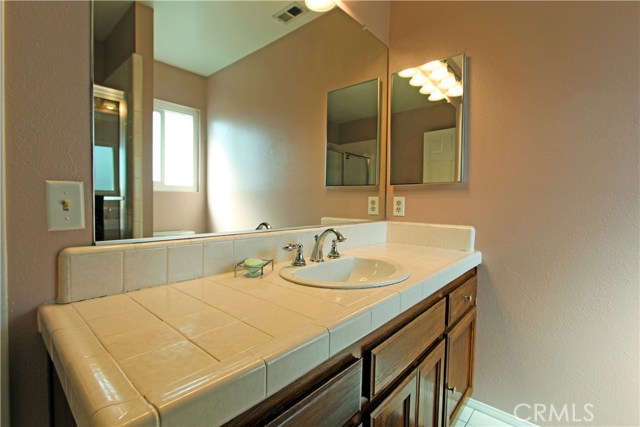 2416 Voorhees Avenue, Redondo Beach, California 90278, 3 Bedrooms Bedrooms, ,2 BathroomsBathrooms,Residential,Sold,Voorhees,PW17063870