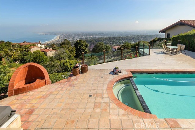 952 Via Del Monte, Palos Verdes Estates, California 90274, 4 Bedrooms Bedrooms, ,3 BathroomsBathrooms,Residential,Sold,Via Del Monte,SB17117944