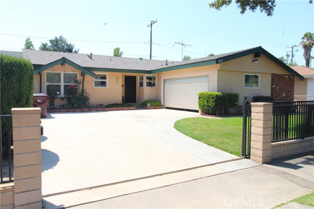 Photo of 1032 S Figueroa Street, Santa Ana, CA 92704