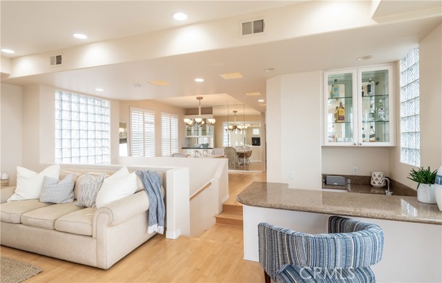 224 14th Street, Manhattan Beach, California 90266, 4 Bedrooms Bedrooms, ,4 BathroomsBathrooms,Residential,Sold,14th,SB19152131