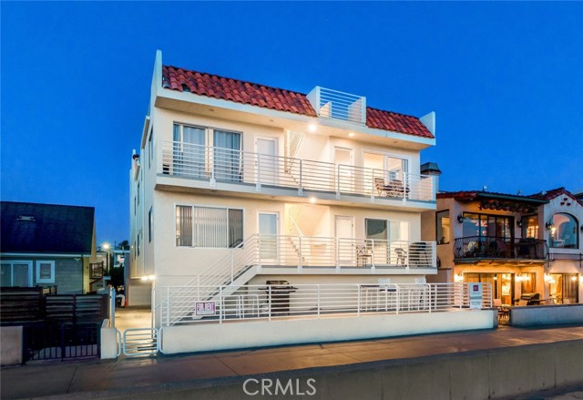 72 The Strand, Hermosa Beach, California 90254, 2 Bedrooms Bedrooms, ,1 BathroomBathrooms,Residential,Sold,The Strand,SB20169113