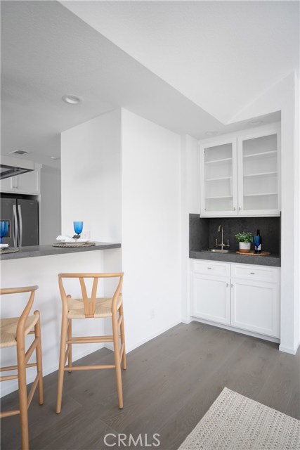 2100 Vanderbilt Lane, Redondo Beach, California 90278, 3 Bedrooms Bedrooms, ,2 BathroomsBathrooms,Residential,Sold,Vanderbilt,SB20174420