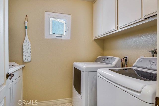 2510 Huntington Lane, Redondo Beach, California 90278, 4 Bedrooms Bedrooms, ,3 BathroomsBathrooms,Residential,Sold,Huntington,SB18091628