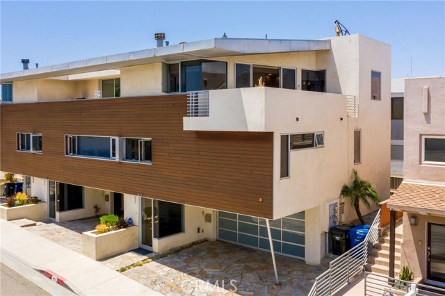 407 11th Street, Hermosa Beach, California 90254, 3 Bedrooms Bedrooms, ,2 BathroomsBathrooms,Residential,Sold,11th,SB20123625