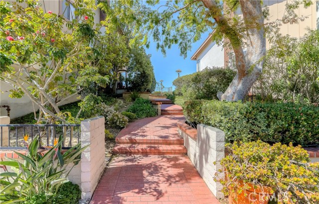 28319 Ridgehaven Court, Rancho Palos Verdes, California 90275, 3 Bedrooms Bedrooms, ,1 BathroomBathrooms,Residential,Sold,Ridgehaven Court,PV19053560