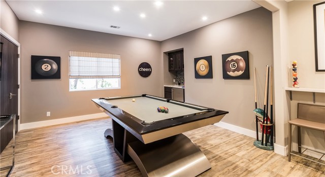 205 Helberta Avenue, Redondo Beach, California 90277, 4 Bedrooms Bedrooms, ,3 BathroomsBathrooms,Residential,Sold,Helberta,SB18113990