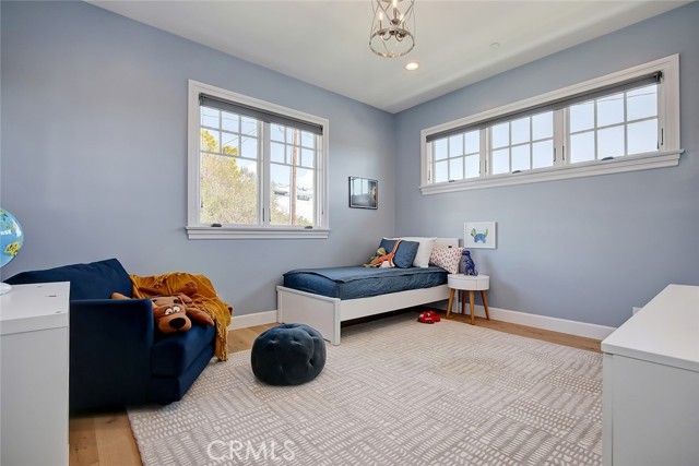 1900 Lynngrove Drive, Manhattan Beach, California 90266, 5 Bedrooms Bedrooms, ,2 BathroomsBathrooms,Residential,Sold,Lynngrove,SB21039108