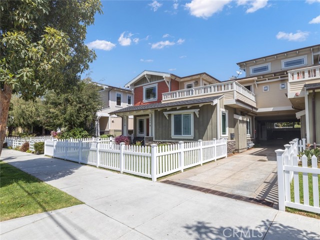 806 Irena Avenue, Redondo Beach, California 90277, 3 Bedrooms Bedrooms, ,2 BathroomsBathrooms,Residential,Sold,Irena,SB21080138