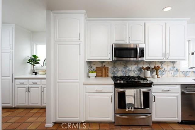 421 Highland Avenue, Manhattan Beach, California 90266, 3 Bedrooms Bedrooms, ,3 BathroomsBathrooms,Residential,Sold,Highland,SB20082553