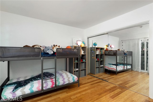 834 Lucia Avenue, Redondo Beach, California 90277, 2 Bedrooms Bedrooms, ,2 BathroomsBathrooms,Residential,Sold,Lucia,SB20066365