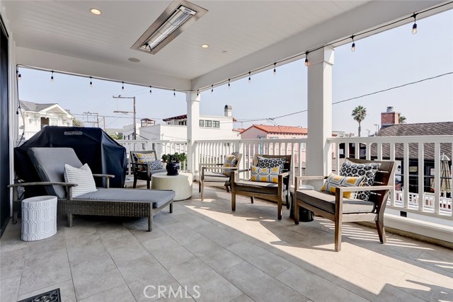 420 31st Street, Manhattan Beach, California 90266, 5 Bedrooms Bedrooms, ,2 BathroomsBathrooms,Residential,Sold,31st,SB20242729