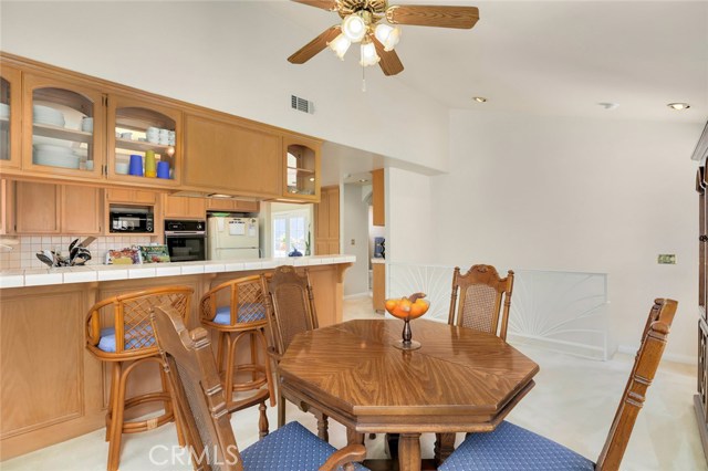 2203 Grant Avenue, Redondo Beach, California 90278, 3 Bedrooms Bedrooms, ,2 BathroomsBathrooms,Residential,Sold,Grant,SB19074483