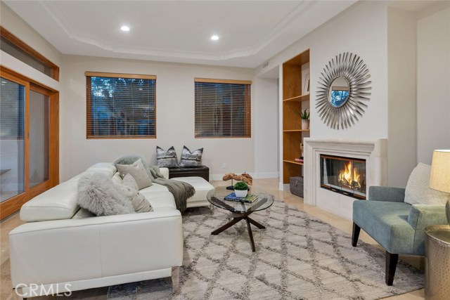 family room adjacent to kitchen