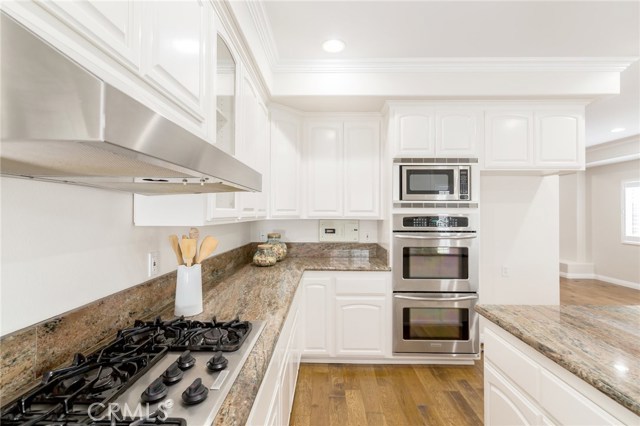 2515 Voorhees Avenue, Redondo Beach, California 90278, 4 Bedrooms Bedrooms, ,4 BathroomsBathrooms,Residential,Sold,Voorhees,SB18062969