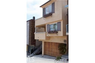 229 Seaview Street, Manhattan Beach, California 90266, 3 Bedrooms Bedrooms, ,2 BathroomsBathrooms,Residential,Sold,Seaview,SB14172757