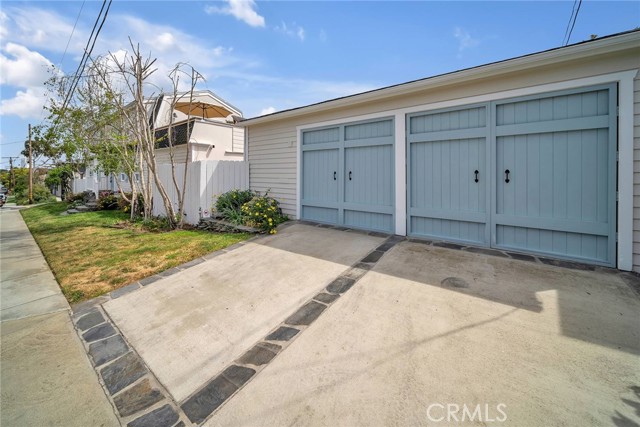 719 Anderson Street, Manhattan Beach, California 90266, 4 Bedrooms Bedrooms, ,2 BathroomsBathrooms,Residential,Sold,Anderson,SB21078067