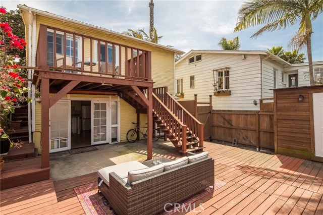 523 Francisca Avenue, Redondo Beach, California 90277, 2 Bedrooms Bedrooms, ,1 BathroomBathrooms,Residential,Sold,Francisca,SB18076445