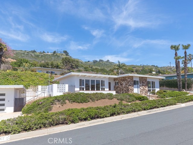 4107 Dauntless Drive, Rancho Palos Verdes, California 90275, 3 Bedrooms Bedrooms, ,2 BathroomsBathrooms,Residential,Sold,Dauntless,SB20077228