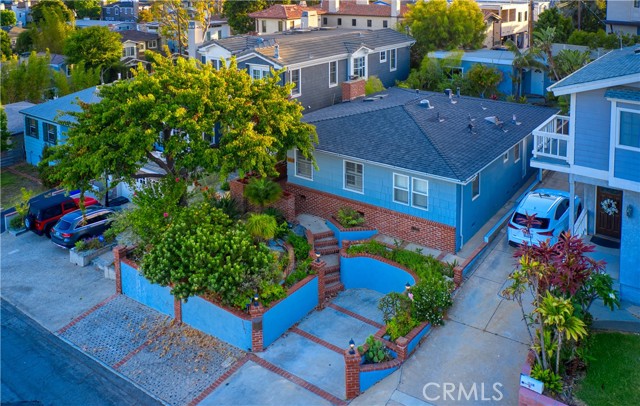 3201 Laurel Avenue, Manhattan Beach, California 90266, 3 Bedrooms Bedrooms, ,2 BathroomsBathrooms,Residential,Sold,Laurel,SB21135859