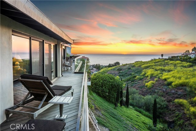 1539 Via Coronel, Palos Verdes Estates, California 90274, 5 Bedrooms Bedrooms, ,4 BathroomsBathrooms,Residential,Sold,Via Coronel,PV17088451