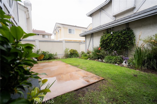 Private backyard oasis!