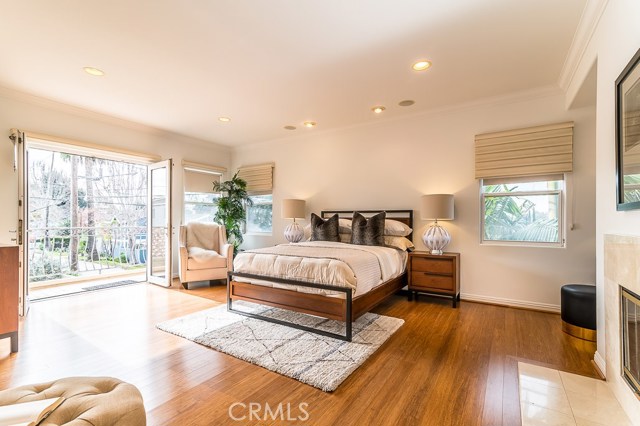 700 36th Street, Manhattan Beach, California 90266, 4 Bedrooms Bedrooms, ,3 BathroomsBathrooms,Residential,Sold,36th,SB19004820