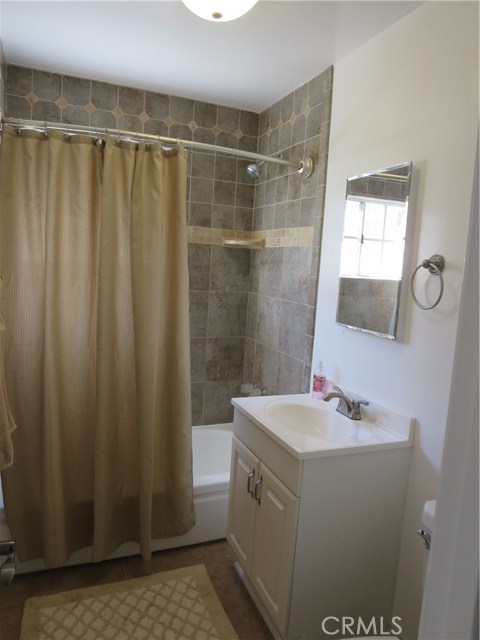 828 Lucia Avenue, Redondo Beach, California 90277, 3 Bedrooms Bedrooms, ,2 BathroomsBathrooms,Residential,Sold,Lucia,PV18117040