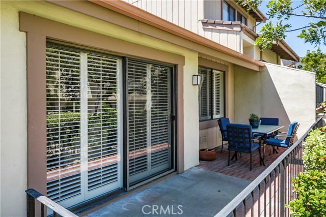 28134 Ridgepoint Court, Rancho Palos Verdes, California 90275, 2 Bedrooms Bedrooms, ,2 BathroomsBathrooms,Residential,Sold,Ridgepoint,PV18107374