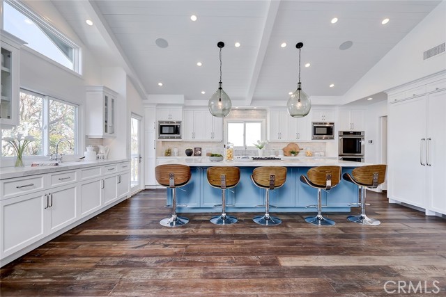 2905 Maple Avenue, Manhattan Beach, California 90266, 4 Bedrooms Bedrooms, ,3 BathroomsBathrooms,Residential,Sold,Maple,SB21079854