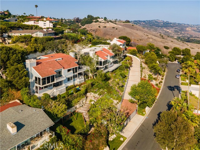 30504 Rhone, Rancho Palos Verdes, California 90275, 5 Bedrooms Bedrooms, ,3 BathroomsBathrooms,Residential,Sold,Rhone,PV21149816