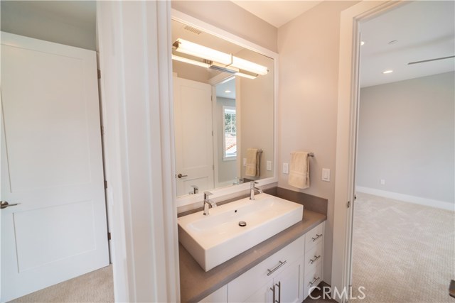 1108 Vincent Street, Redondo Beach, California 90277, 5 Bedrooms Bedrooms, ,4 BathroomsBathrooms,Residential,Sold,Vincent,SB18102573