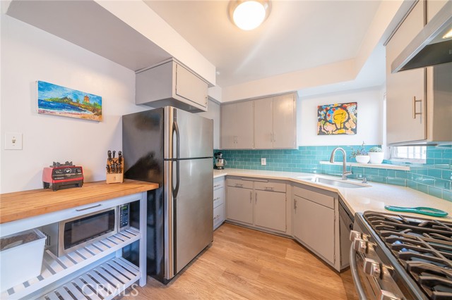 1 Bed Home for Sale in Los Feliz, California