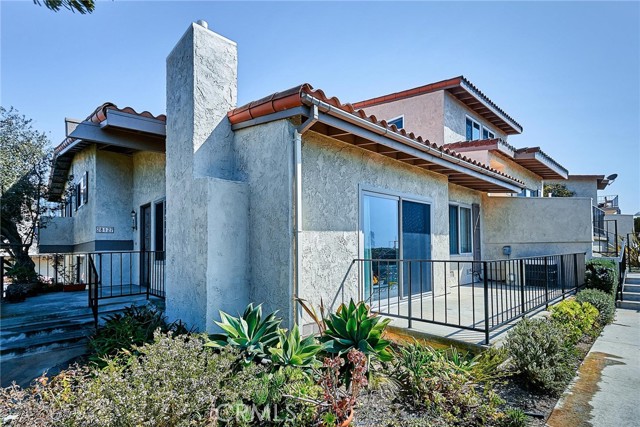 28127 Ridgethorne Court, Rancho Palos Verdes, California 90275, 3 Bedrooms Bedrooms, ,2 BathroomsBathrooms,Residential,Sold,Ridgethorne,PV21067801