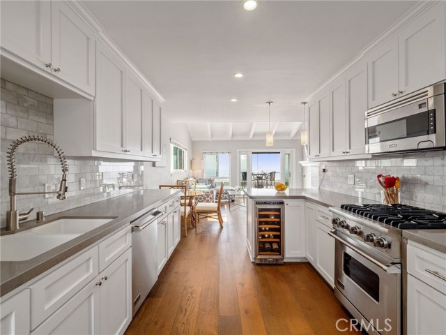 1630 Manhattan Avenue, Hermosa Beach, California 90254, 2 Bedrooms Bedrooms, ,2 BathroomsBathrooms,Residential,Sold,Manhattan,SB20223870