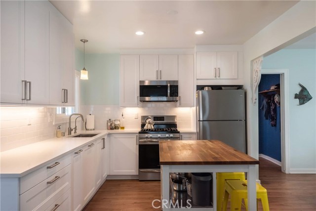 1563 Golden Avenue, Hermosa Beach, California 90254, 3 Bedrooms Bedrooms, ,2 BathroomsBathrooms,Residential,Sold,Golden,SB20063738