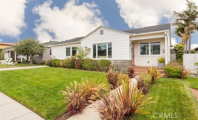 1504 Harkness Street, Manhattan Beach, California 90266, 3 Bedrooms Bedrooms, ,1 BathroomBathrooms,Residential,Sold,Harkness,SB17148374