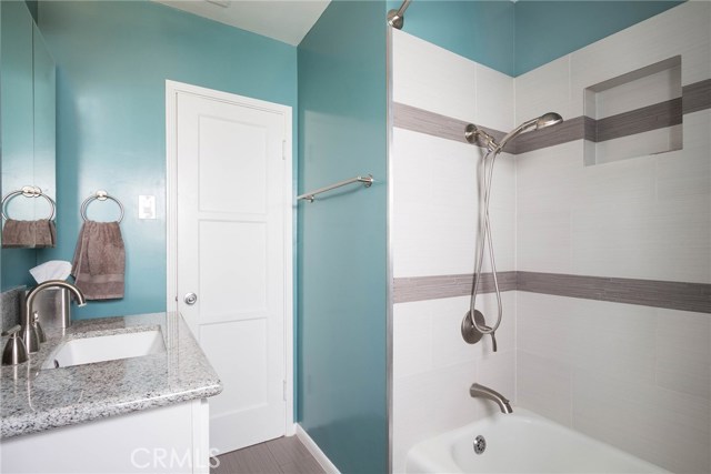 1301 19th Street, Manhattan Beach, California 90266, 3 Bedrooms Bedrooms, ,2 BathroomsBathrooms,Residential,Sold,19th,SB17057029