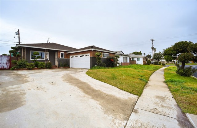 4 Bed Home for Sale in Compton, California